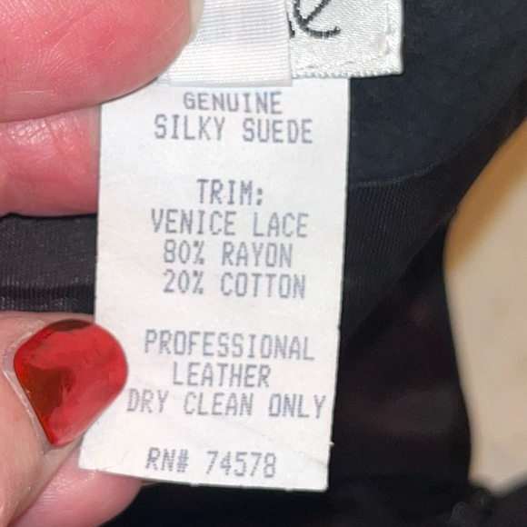 Cache Black Mini Skirt with Lace Trim - Picture 6 of 9